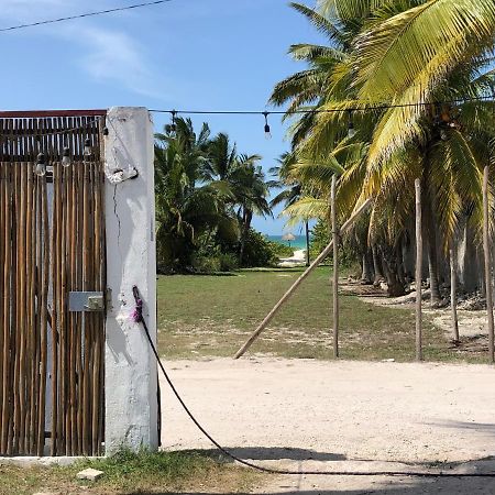 Cabana Babieca, Casa Mama El Cuyo Hotell Eksteriør bilde
